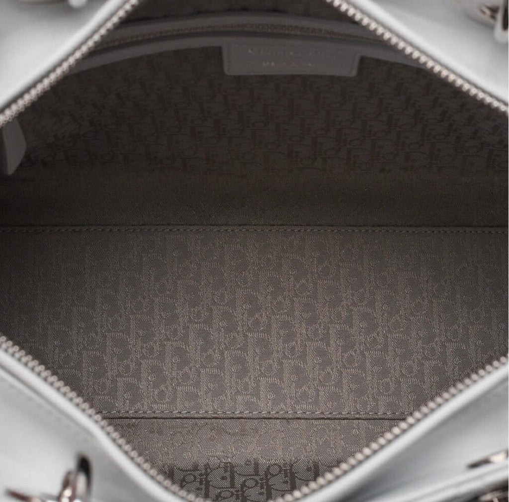 Sac Lady Dior Cannage cuir d'agneau banc/ Eternel Luxe