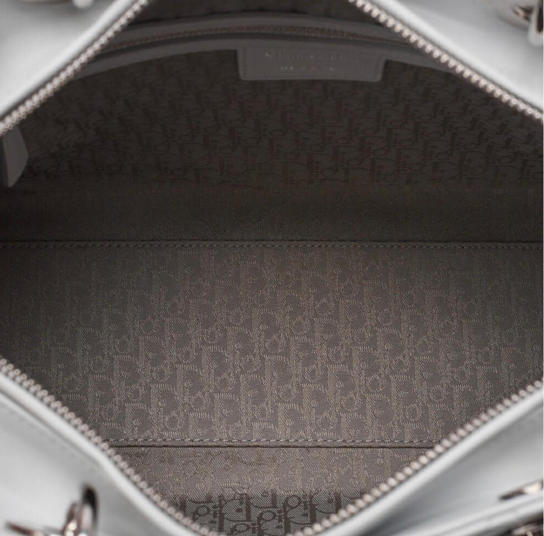 Sac Lady Dior Cannage cuir d'agneau banc/ Eternel Luxe