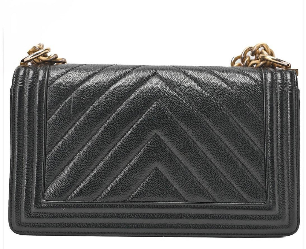 Sac CHANEL Boy Chanel cuir caviar noir / Eternel Luxe