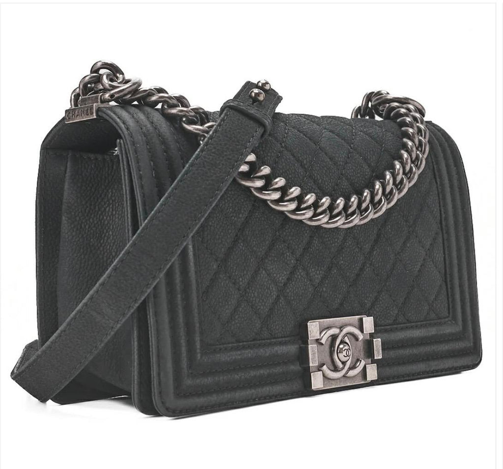 Sac CHANEL Boy Chanel Matelassé cuir caviar noir / Eternel Luxe