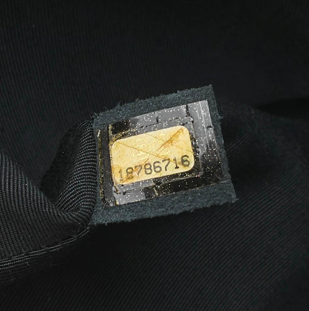 Sac CHANEL Boy Chanel Matelassé cuir caviar noir / Eternel Luxe