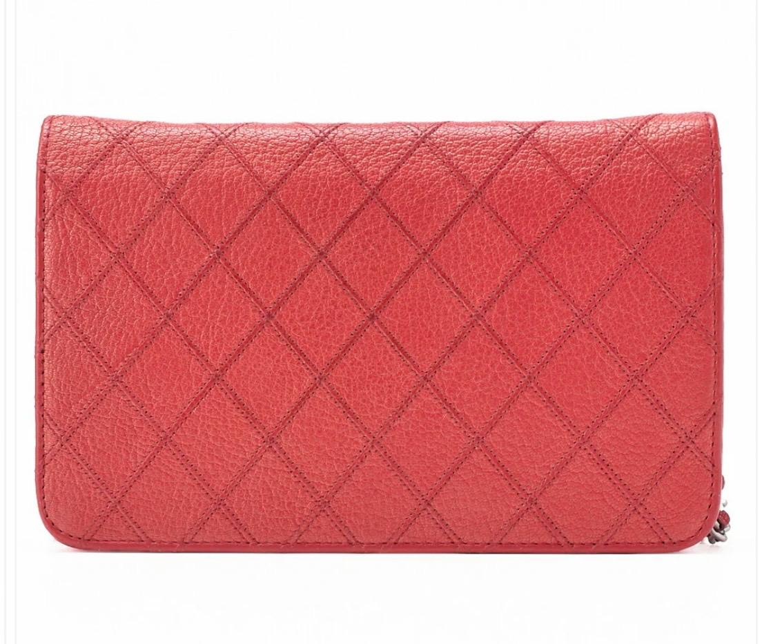 Portefeuille CHANEL  matelassé à cuir de veau rouge /Eternel Luxe