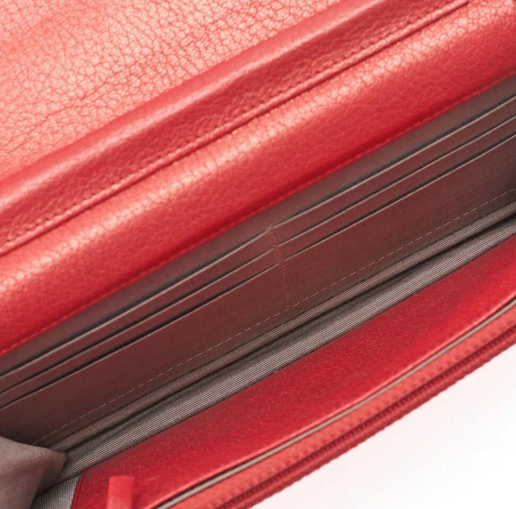 Portefeuille CHANEL  matelassé à cuir de veau rouge /Eternel Luxe