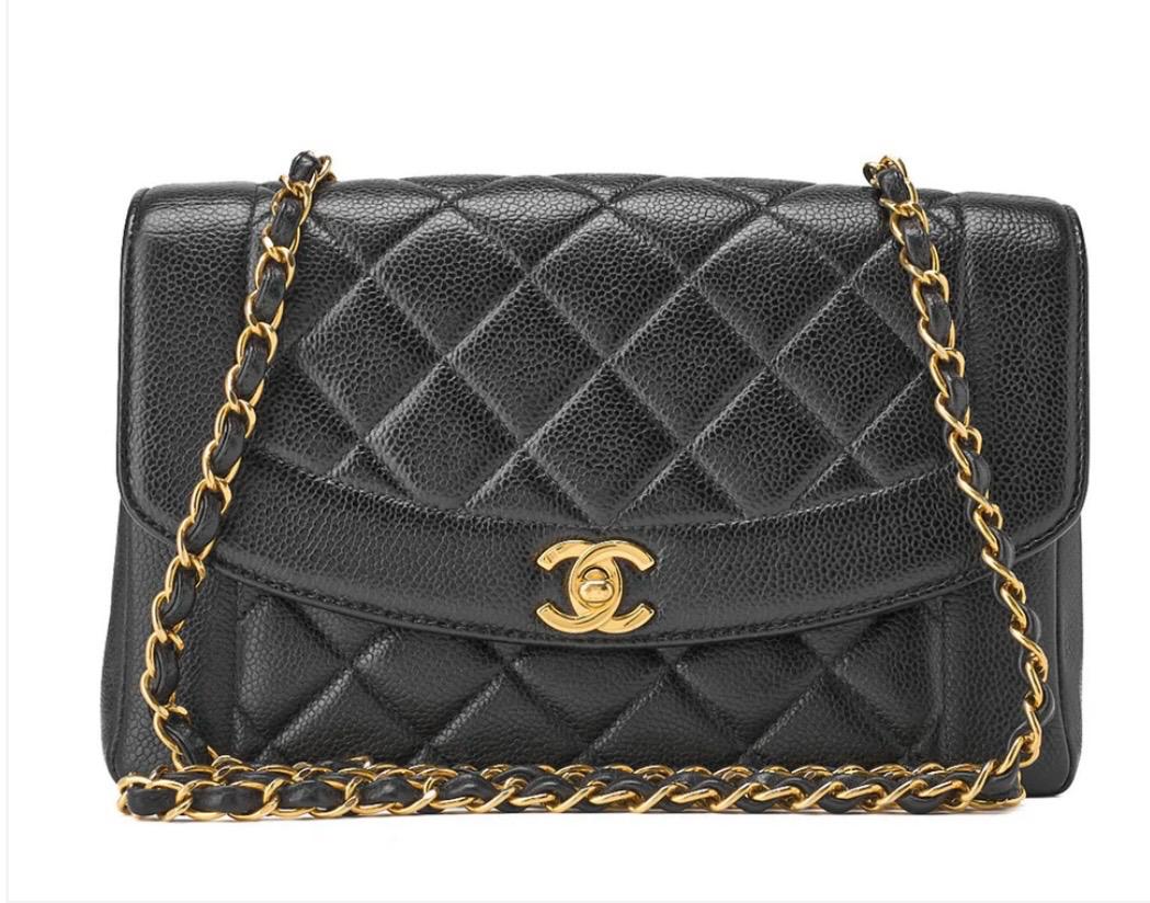 CHANEL Diana en cuir caviar matelassé noir, finitions dorées, d'occasion