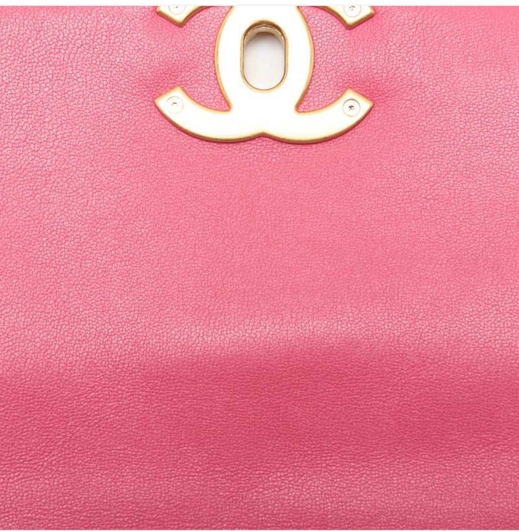 Sac CHANEL 19 Matelassé cuir d'agneau rose / Eternel Luxe