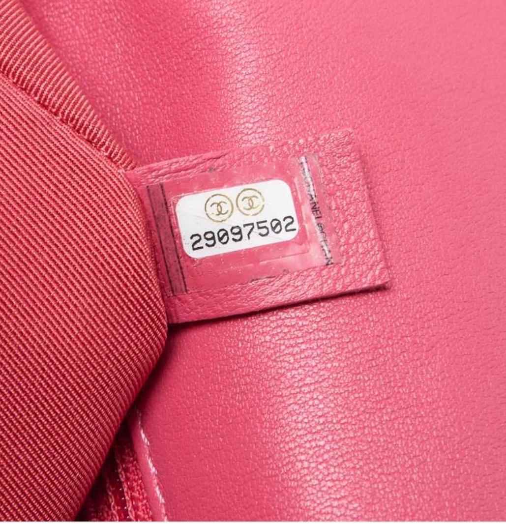 Sac CHANEL 19 Matelassé cuir d'agneau rose / Eternel Luxe