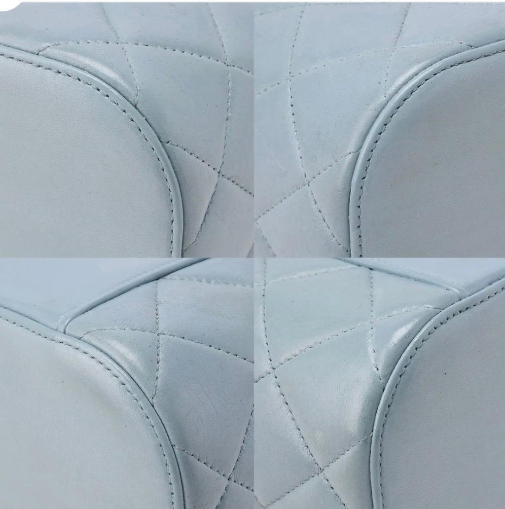 Sac CHANEL Coco Mark Circle Coco à cordon, en cuir d'agneau blanc / Eternel Luxe / Seconde main