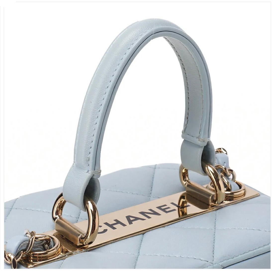 Sac CHANEL Coco Mark Circle Coco à cordon, en cuir d'agneau blanc / Eternel Luxe / Seconde main