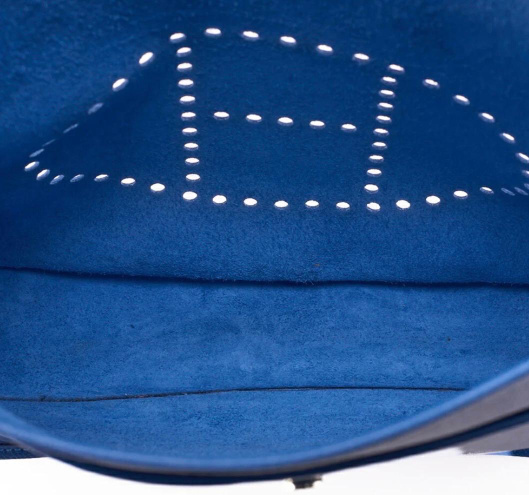 Sac bandoulière HERMÈS Evelyne III PM bleu Epson  d'occasion