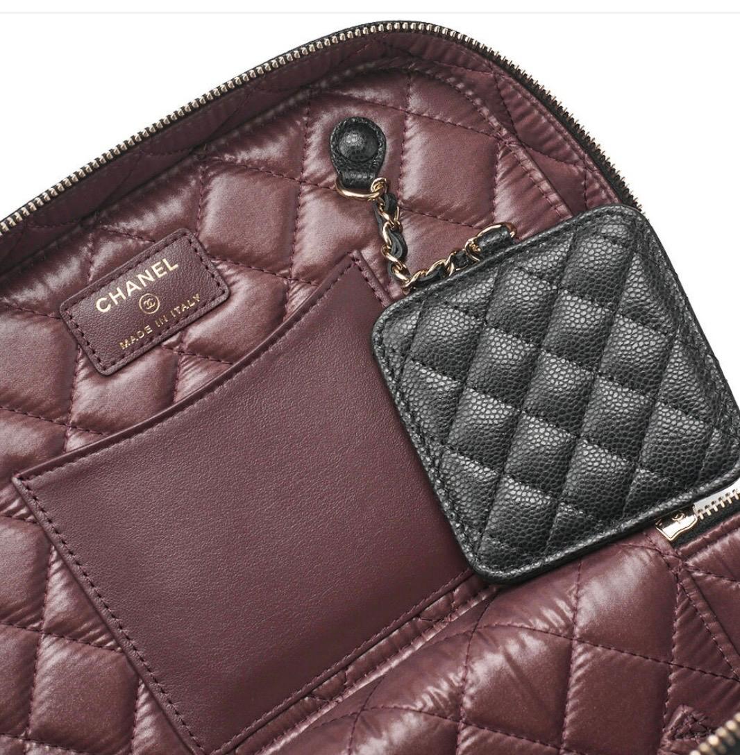 Chanel Vanity Caviar Noir Matelassé