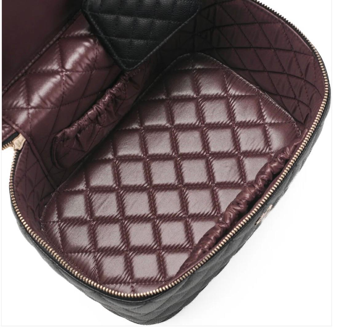 Chanel Vanity Caviar Noir Matelassé