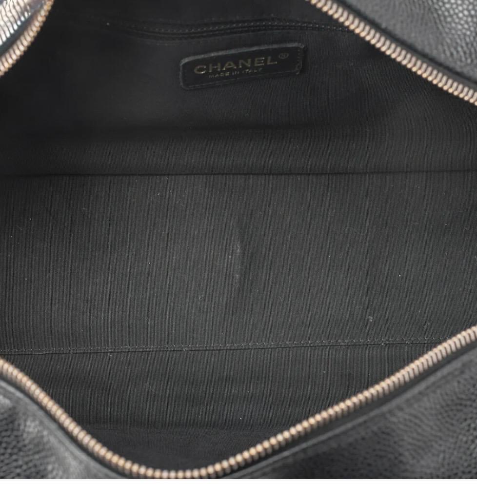 Sac  CHANEL Boston  cuir caviar noir Coco Mark