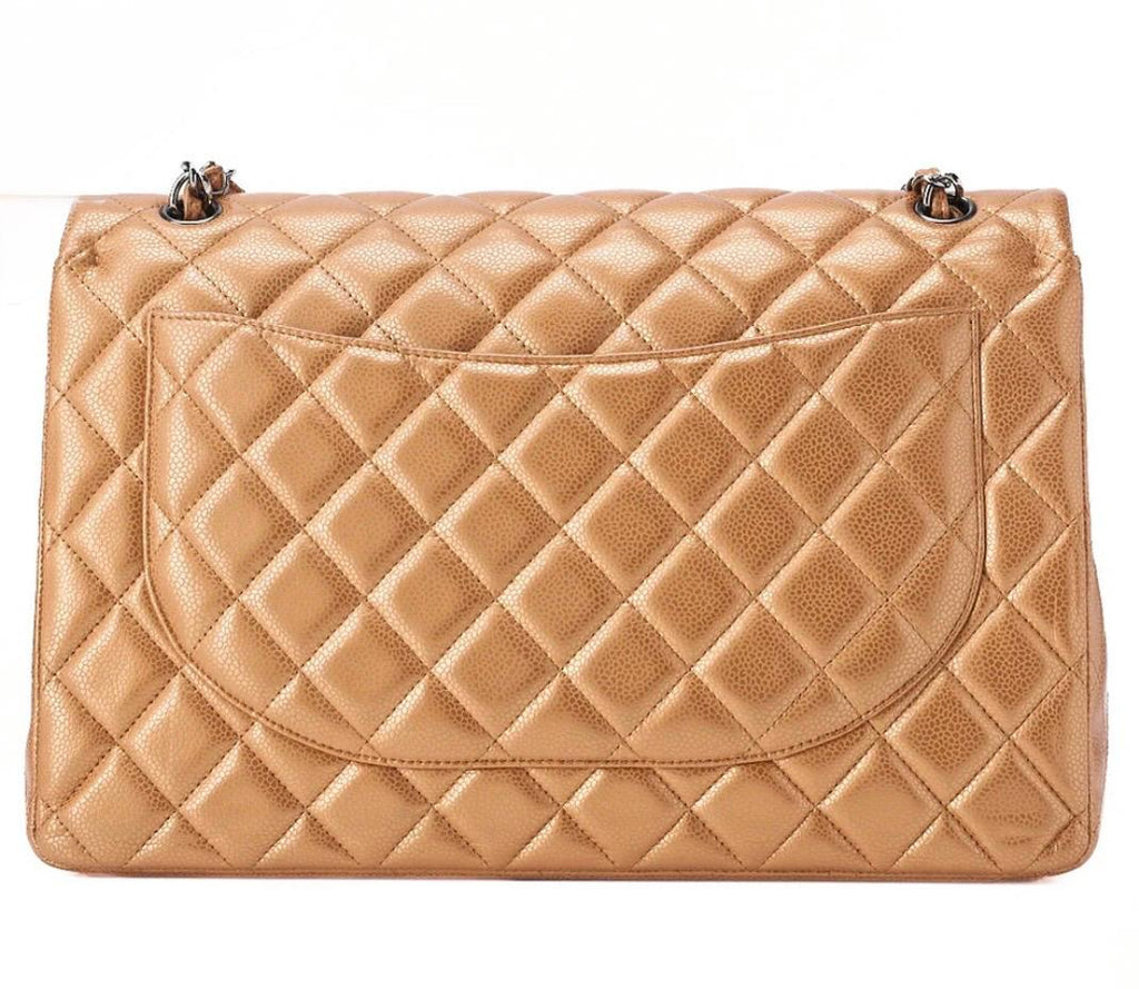 Sac Chanel Maxi 33 Deca Matelassé cuir caviar bronze