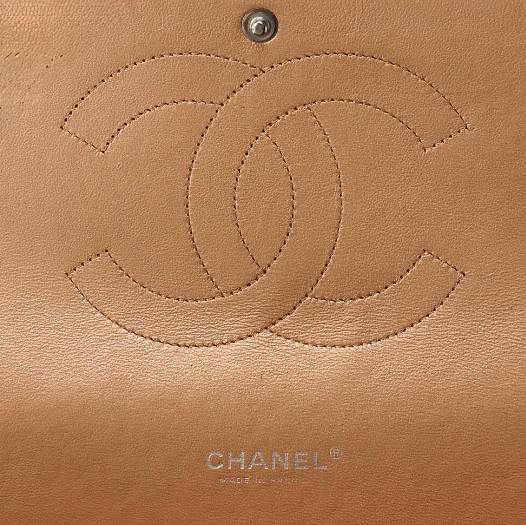 Sac Chanel Maxi 33 Deca Matelassé cuir caviar bronze
