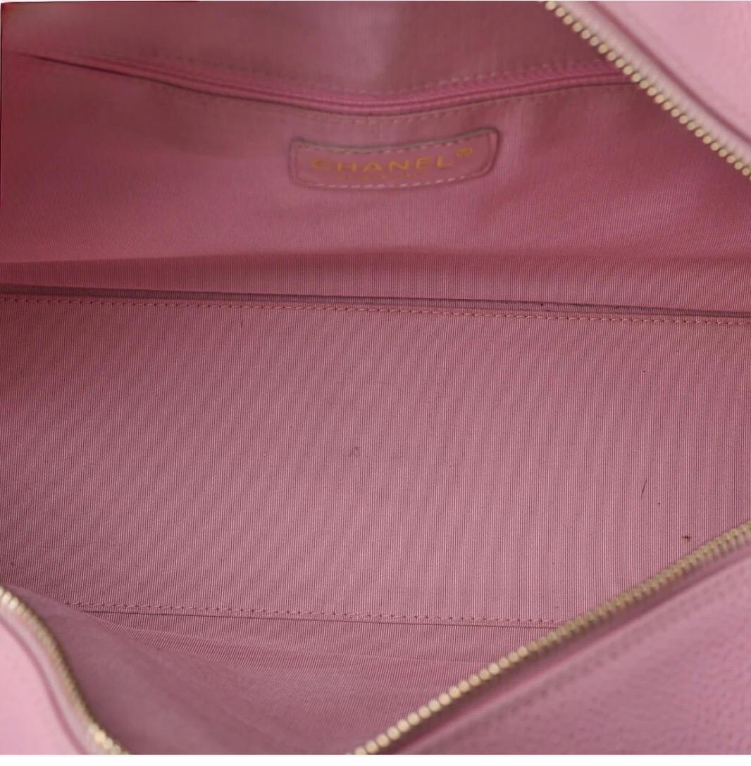 Sac Chanel Boston rose Cocoon matelassé cuir caviar – sac à main luxe occasion authentique