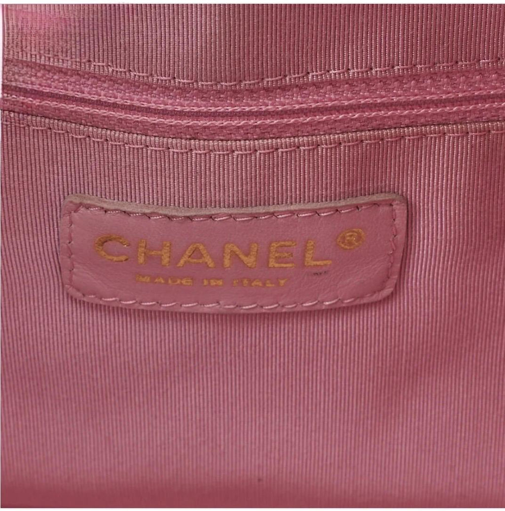 Sac Chanel Boston rose Cocoon matelassé cuir caviar – sac à main luxe occasion authentique