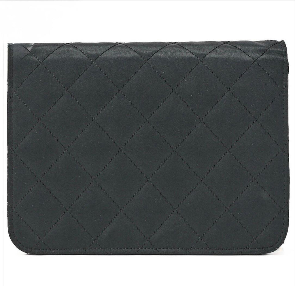 Sac CHANEL Mini Matelassé noir satin à chaîne dorée – Fermoir poussoir – Vintage authentique