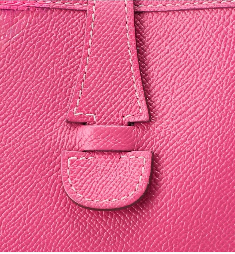 Sac bandoulière Hermès Evelyne PM3 Trois cuir Epsom Magnolia, finitions argentées – occasion authentique