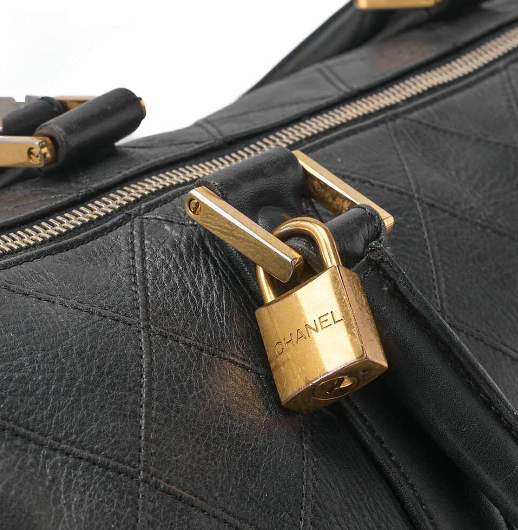 Sac Chanel Boston 2WAY Matelassé Bicolore Noir Cuir Agneau – Bandoulière & Anses