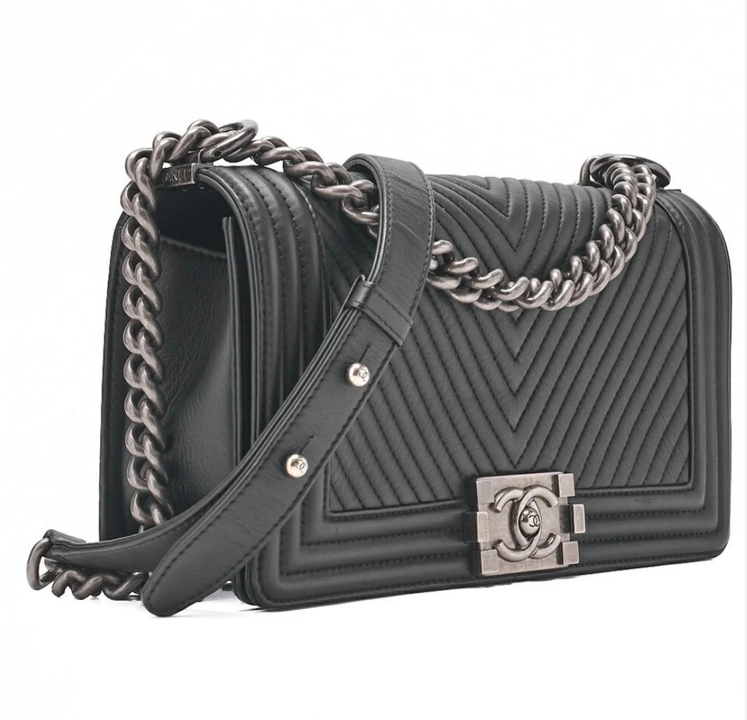 Sac Chanel Boy Noir Cuir Agneau – Chaîne Argentée