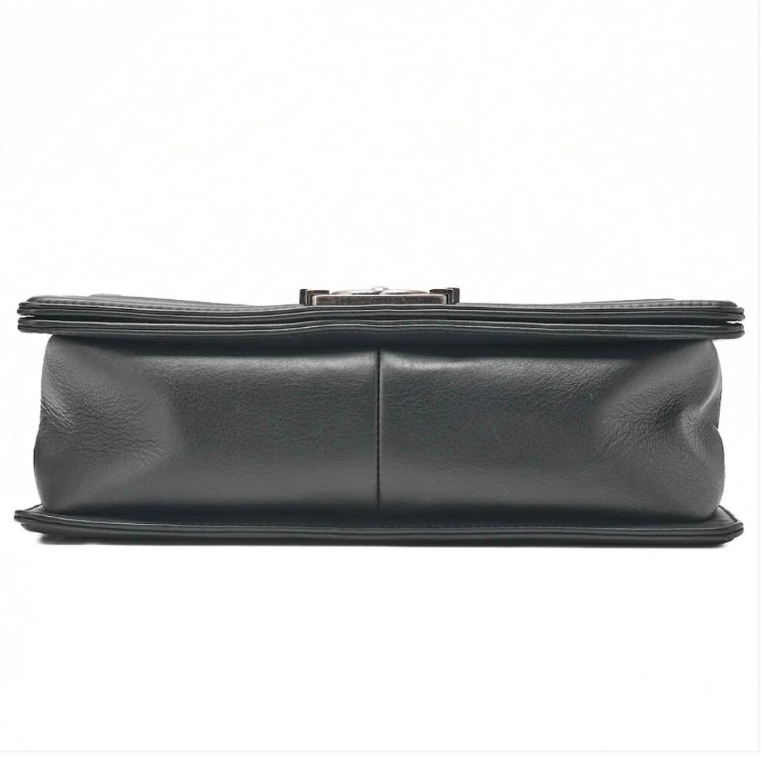 Sac Chanel Boy Noir Cuir Agneau – Chaîne Argentée