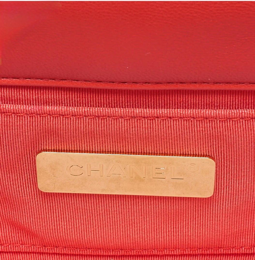 Pochette banane Chanel matelassée rouge