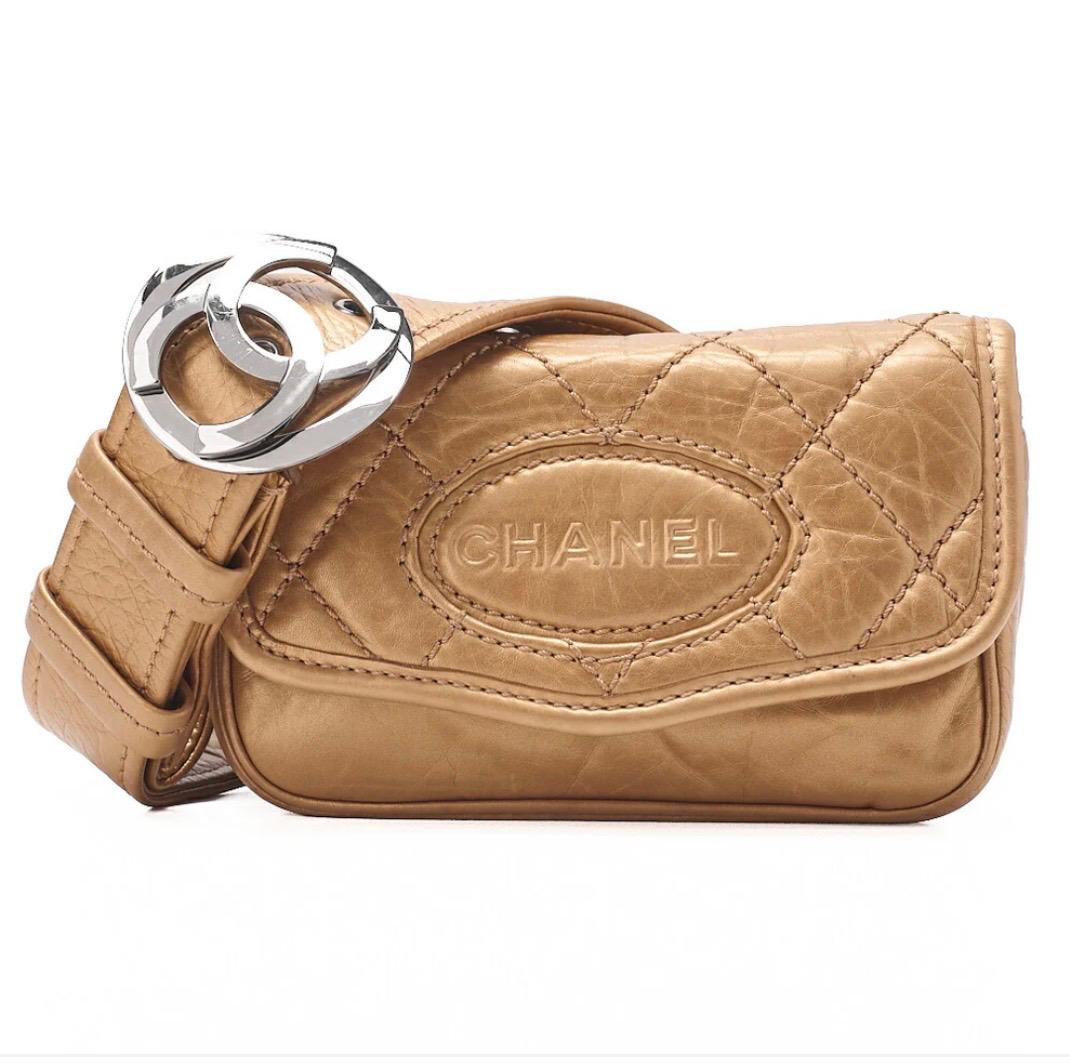 Sac Ceinture CHANEL Matelassé Beige en Cuir d’Agneau – Convertible Épaule & Taille