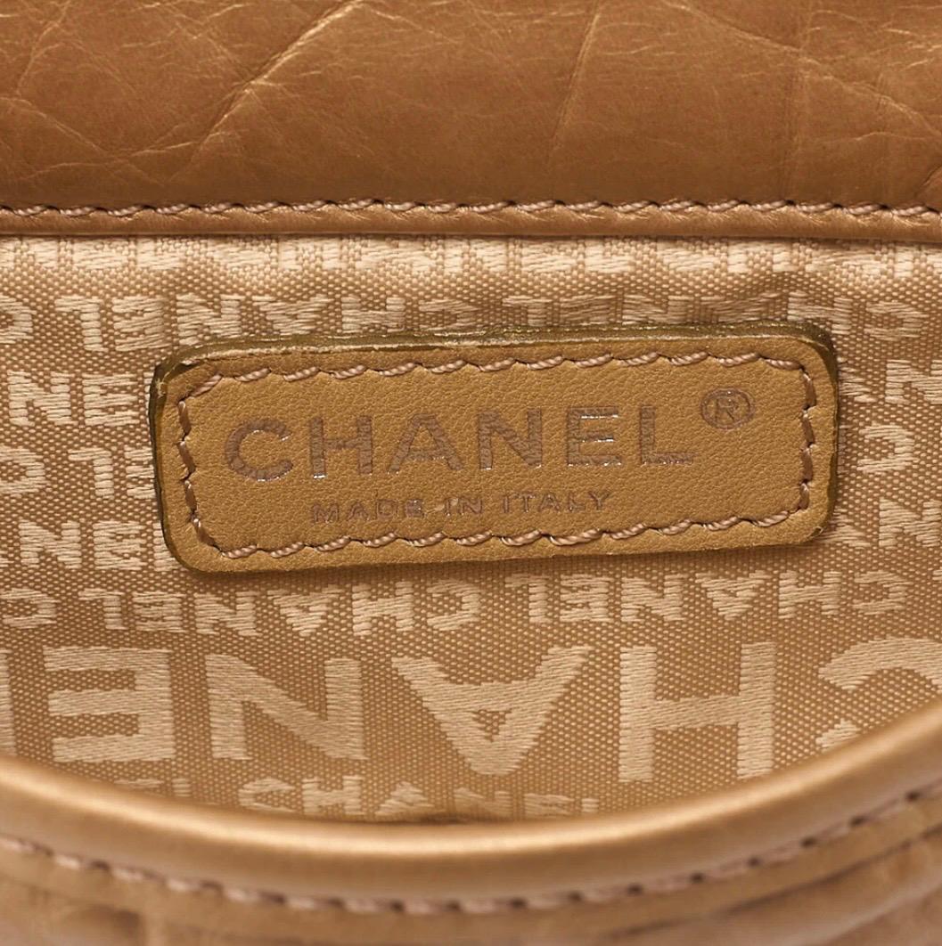 Sac Ceinture CHANEL Matelassé Beige en Cuir d’Agneau – Convertible Épaule & Taille